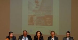 Ομιλία της Ντόρας Μπακογιάννη στην παρουσίαση του βιβλίου «Εγώ, ο εγγονός ενός Έλληνα – Η Θεσσαλονίκη του Νικολά Σαρκοζί»