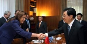 «Η Ελλάδα μπορεί να γίνει η πύλη εισόδου της Κίνας στη νοτιοανατολική Ευρώπη»