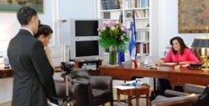 Προεκλογικό «Live με τη Ντόρα» – part 3