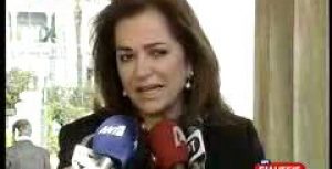 “Δεν μπορεί το βάρος της κρίσης να το σηκώσουν μόνο τα μεσαία εισοδήματα”